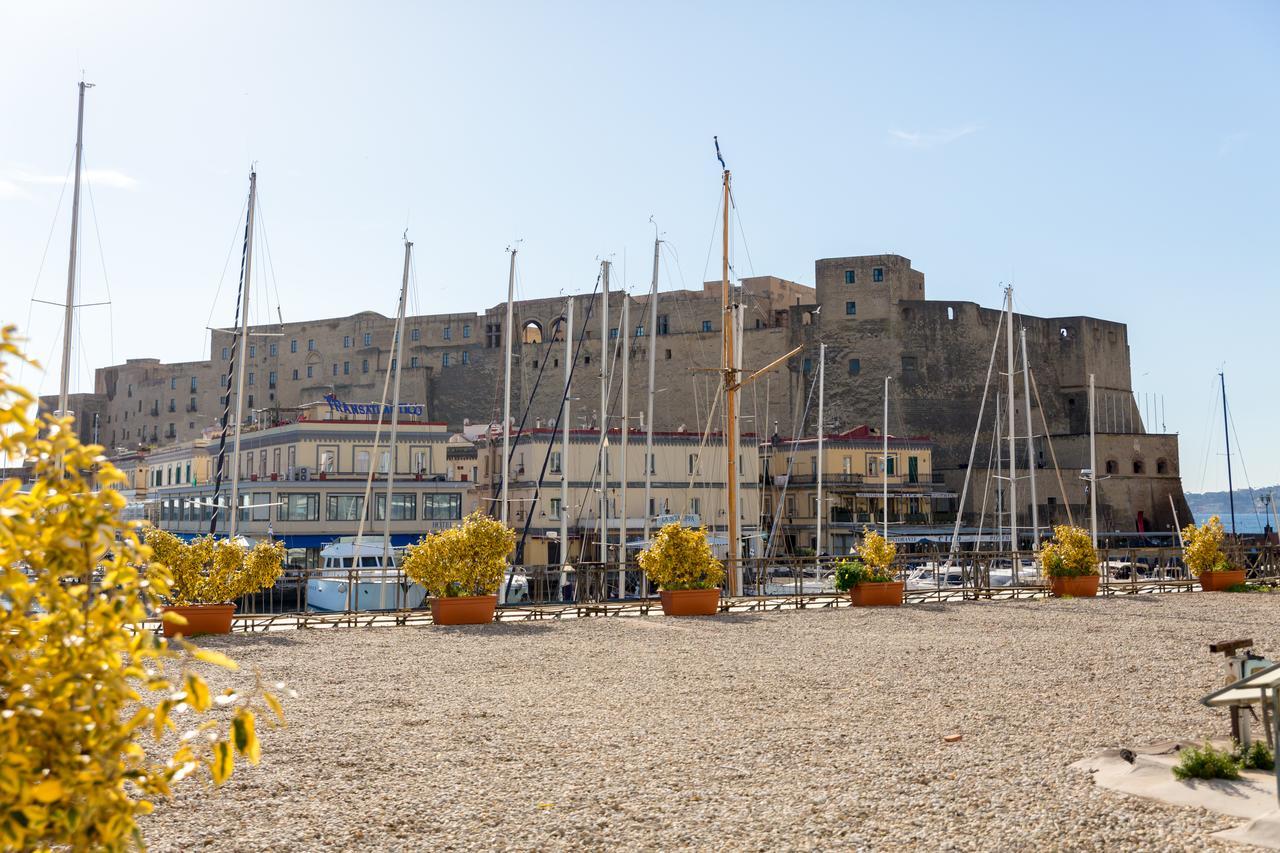 Vecchia Napoli - Santa Lucia Διαμέρισμα Εξωτερικό φωτογραφία